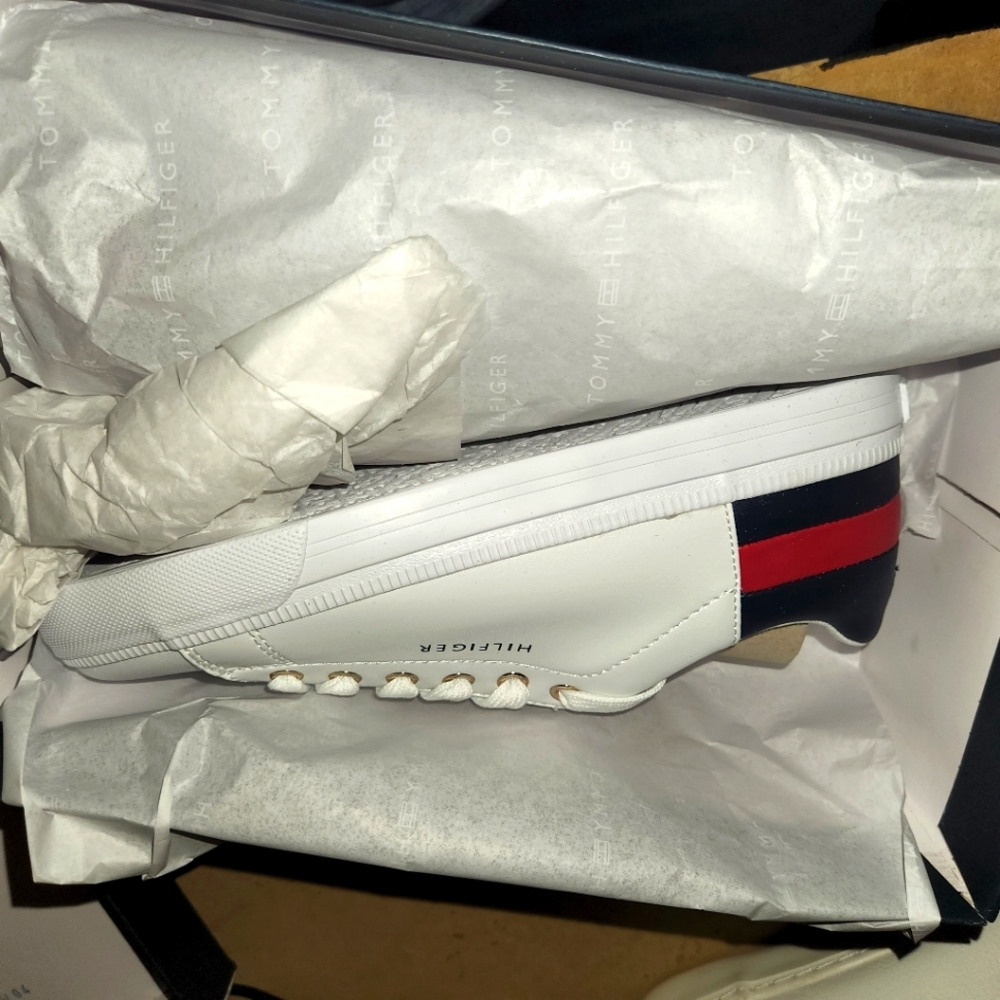 Tommy hilfiger